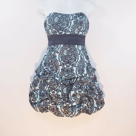 Ruby Rox Semi-Formal Dress Pick Up Size 5 Black Bl - Picture 5 of 8